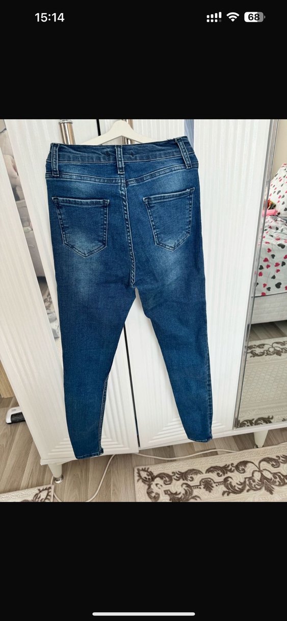 Yırtık Detaylı Mavi Midi Kot Pantolon - Görsel 2