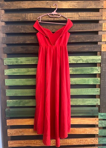 Kırmızı V Yaka Uzun Drapeli Elbise - Görsel 2