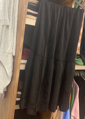 Kadın Siyah Piliseli Uzun Etek - Görsel 4