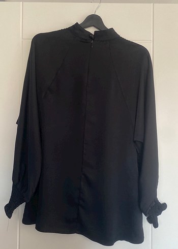 Uzun Kollu Siyah Kadın saten Bluz - Görsel 5