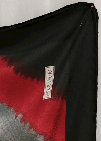 Siyah Kenarlı Aker Kadın Eşarp - Görsel 4