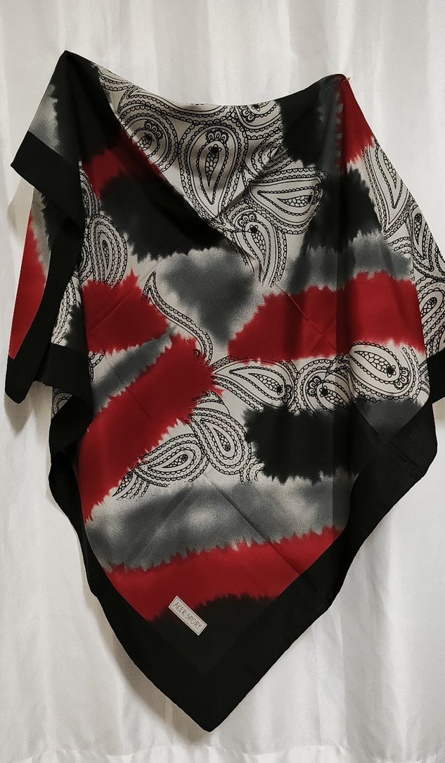 Siyah Kenarlı Aker Kadın Eşarp - Görsel 2