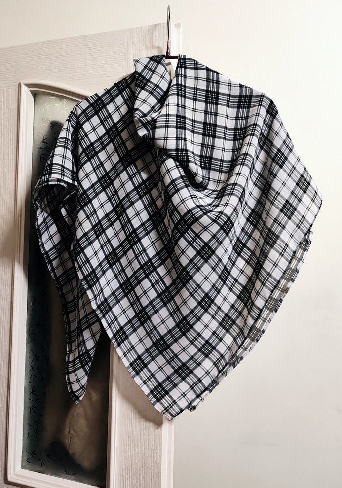 Gri Ekose Kadın Kumaş Başörtü - Görsel 2