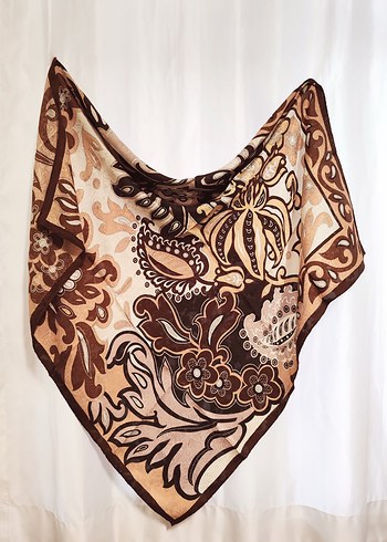 Desenli Vakko Eşarp - Görsel 6