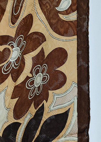 Desenli Vakko Eşarp - Görsel 5