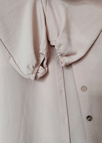 Bej Uzun Kollu Düğmeli Tunik - Görsel 4