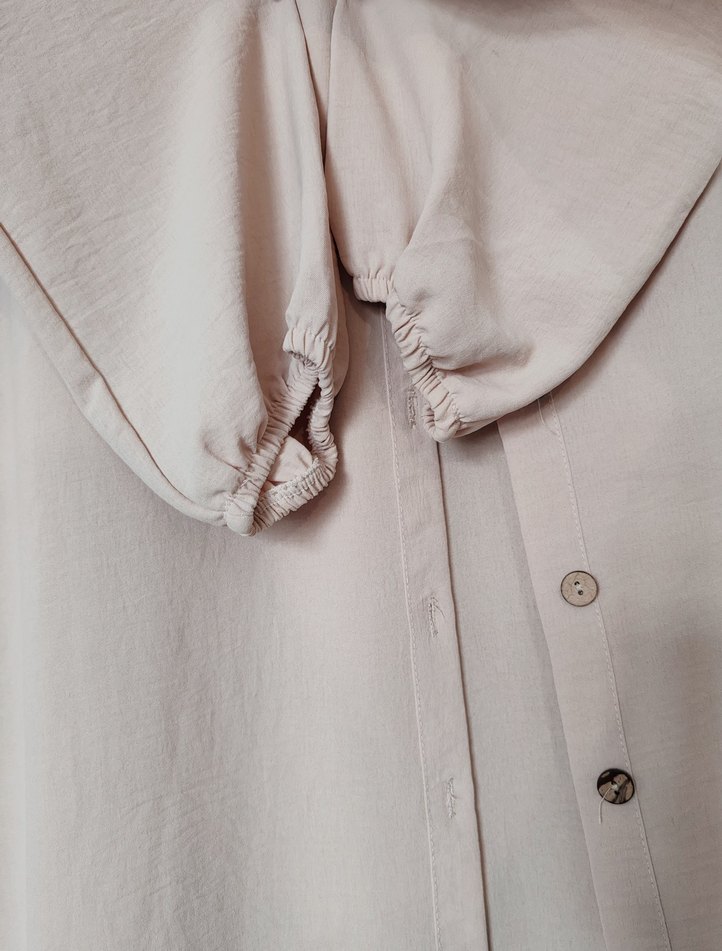 Bej Uzun Kollu Düğmeli Tunik - Görsel 4