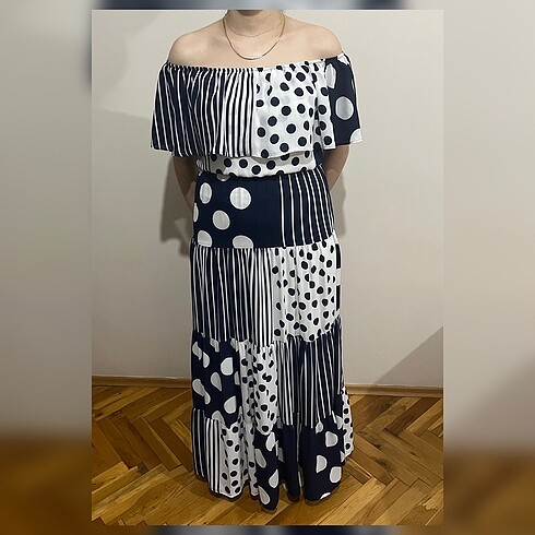 36 Beden Puantiyeli elbise