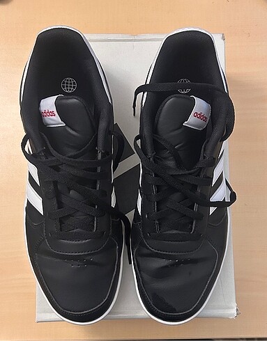 45 Beden siyah Renk Adidas spor ayakkabı