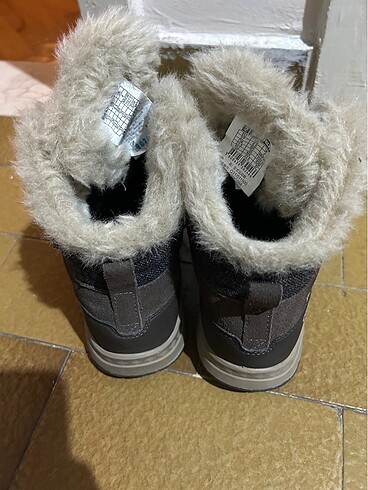 37 Beden Decathlon quechua kar botu