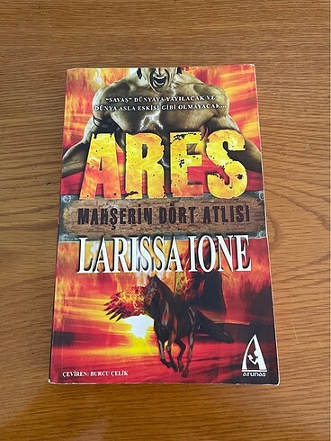 Ares - Larıssa Ione
