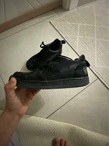 37 Beden siyah Renk Nike orijinal kadın ayakkabı
