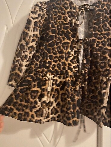l Beden Leopar Bluz