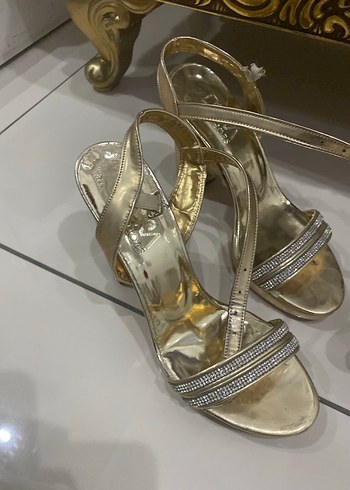 Altın Renkli Topuklu Kadın Abiye Ayakkabı - Görsel 4