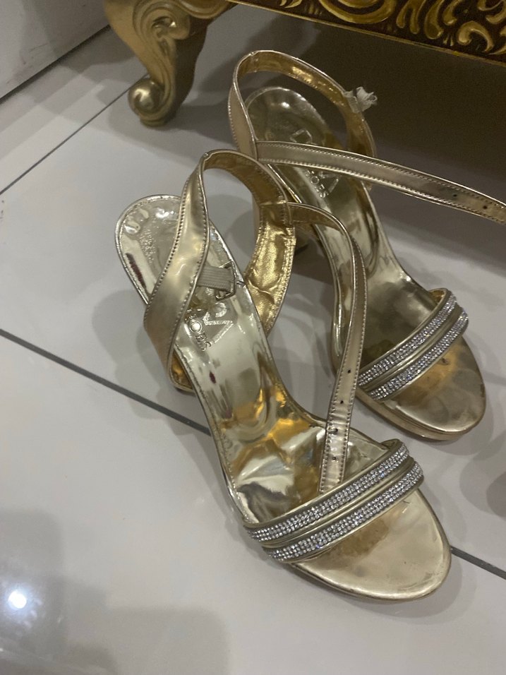 Altın Renkli Topuklu Kadın Abiye Ayakkabı - Görsel 4