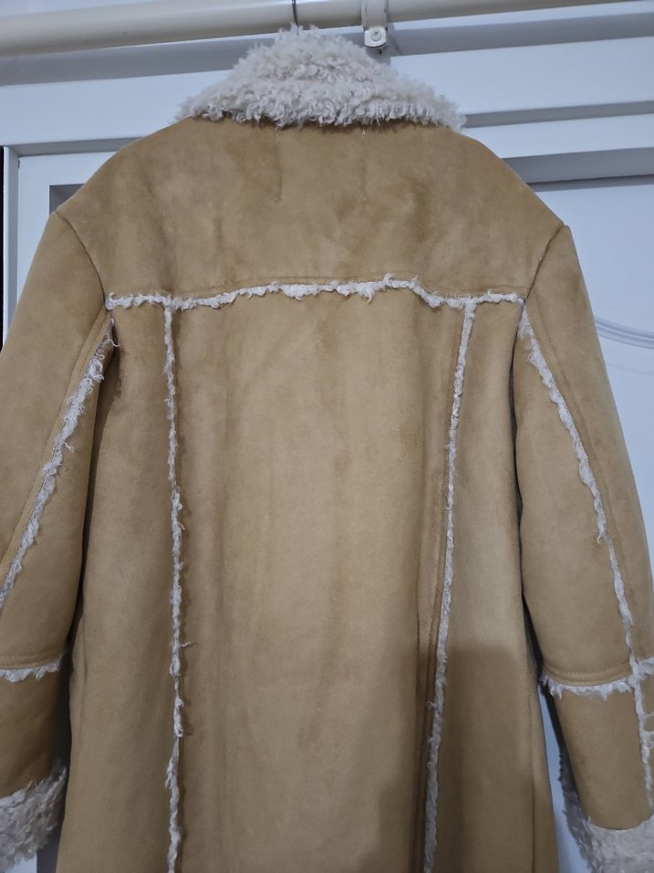 BERSHKA Süet Kürklü Midi Kadın Ceket - Görsel 5