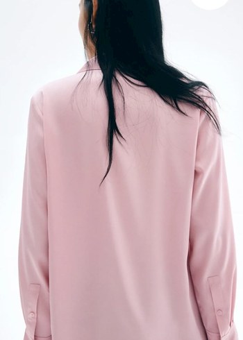 H&M Pembe V Yaka Düğmeli Kadın Gömlek - Görsel 3