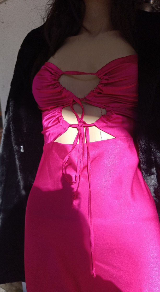 Parlak Pembe Straplez Uzun Gotik Elbise - Görsel 2