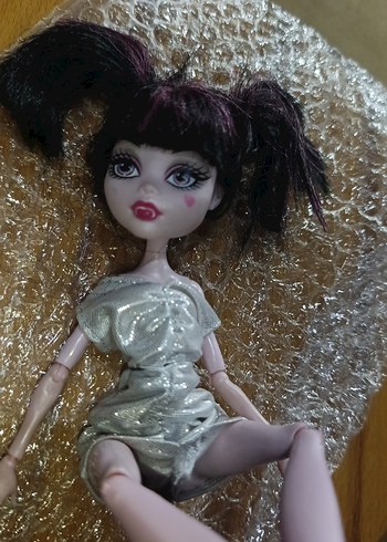 draculaura - Görsel 3