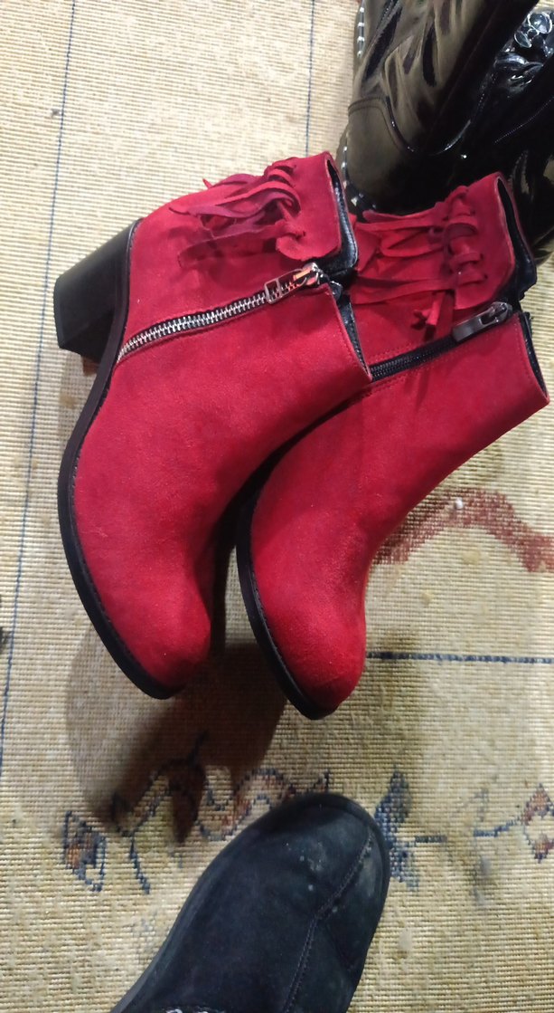 Püsküllü Kırmızı Süet Kadın Bot - Görsel 2