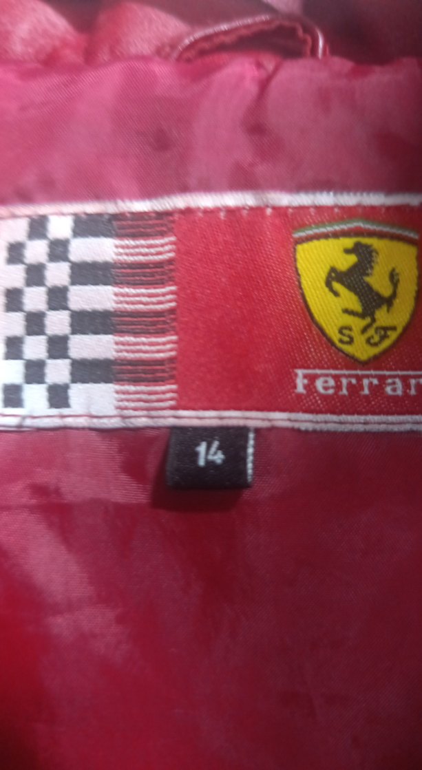 Ferrari marka deri mont - Görsel 4