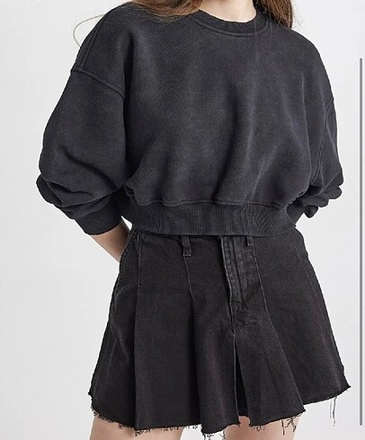 Crop sweatshirt