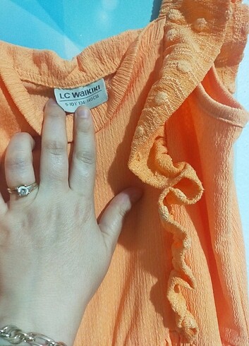 LC Waikiki Turuncu çok tatlı fırfırlı elbise