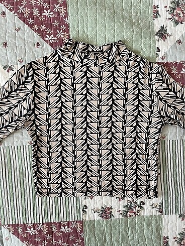 Crop tişort