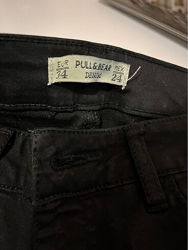 Pull and Bear Siyah dar paça pantolon