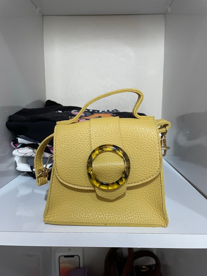 Sarı Deri Tokalı Kadın Çantası - Görsel 3