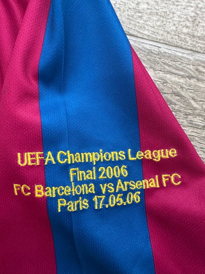 Barcelona 2006 İç Saha Ronaldinho Forması - Görsel 3