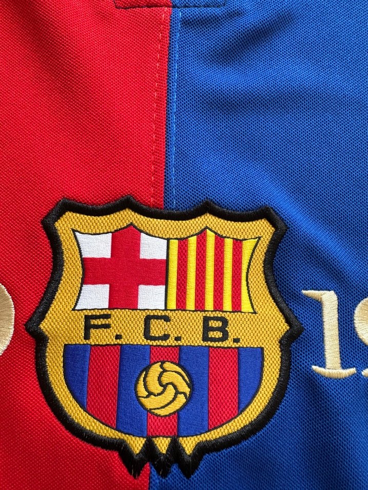 Barcelona 100. Yıl Luis Figo forması - Görsel 4