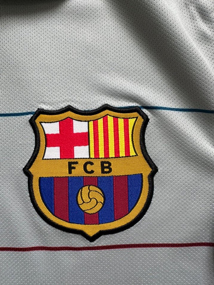 Barcelona 2003-2004  Deplasman forması - Görsel 2