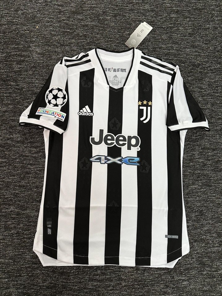 Juventus 2021-2022 Cristiano Ronaldo Forması - Görsel 2