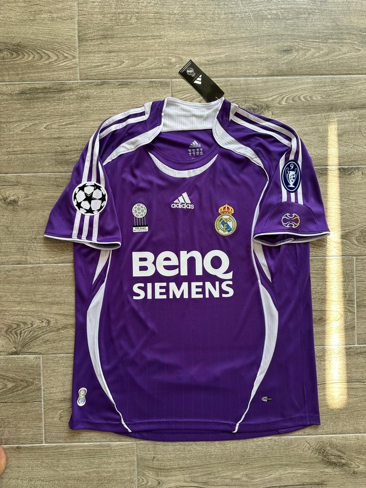 Real Madrid 2006-2007 alternatif forması - Görsel 2