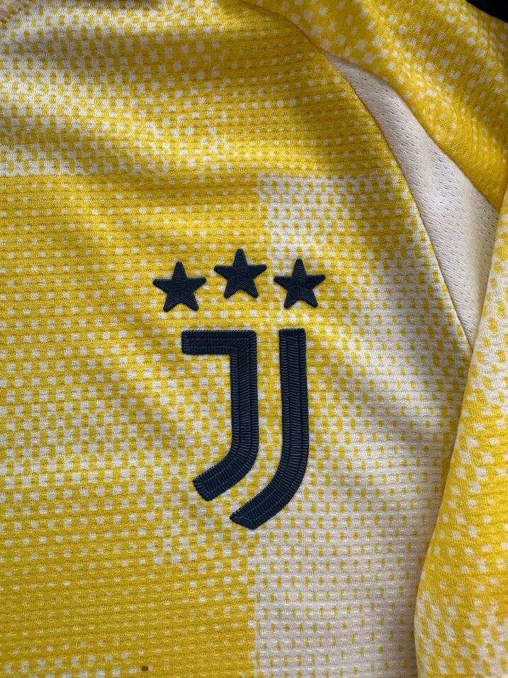 Juventus  20242025 deplasman Maç forması. - Görsel 3