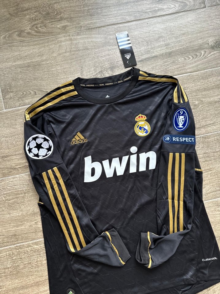 Real Madrid 2011-2012 Deplasman Mesut Özil forması - Görsel 2