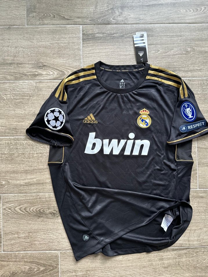 Real Madrid 2011-2012 Deplasman Xabi Alonso forması - Görsel 2