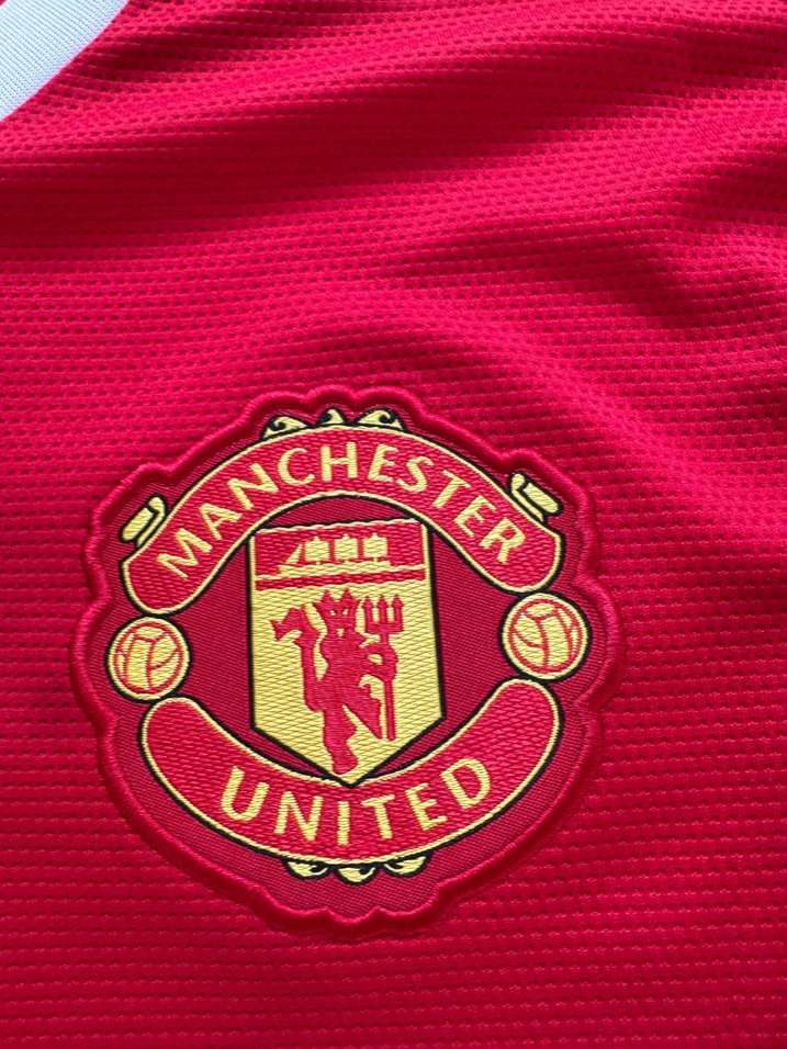 Manchester United 2021-2022 İç Saha forması - Görsel 4