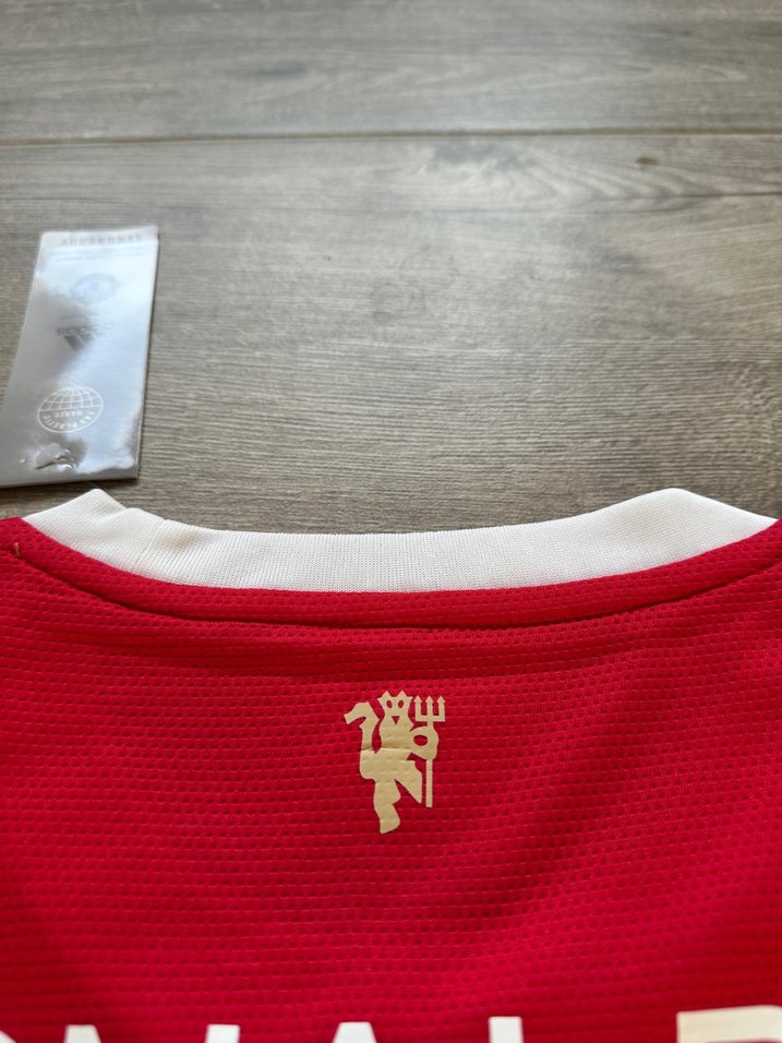 Manchester United 2021-2022 İç Saha forması - Görsel 3