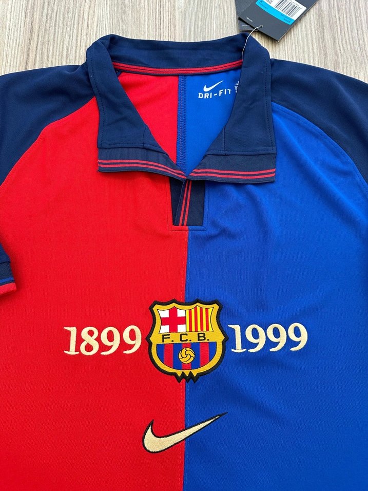 Barcelona 100. Yıl Luis Figo formas - Görsel 4