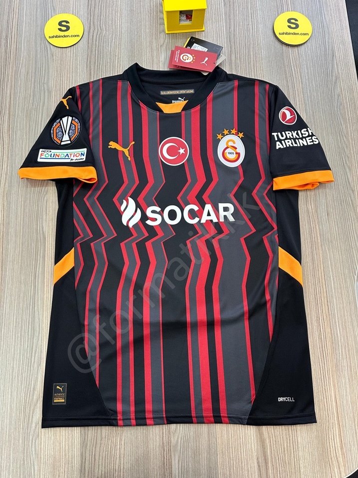 Galatasaray 24-25 UEFA Siyah Victor Osimhen - Görsel 2