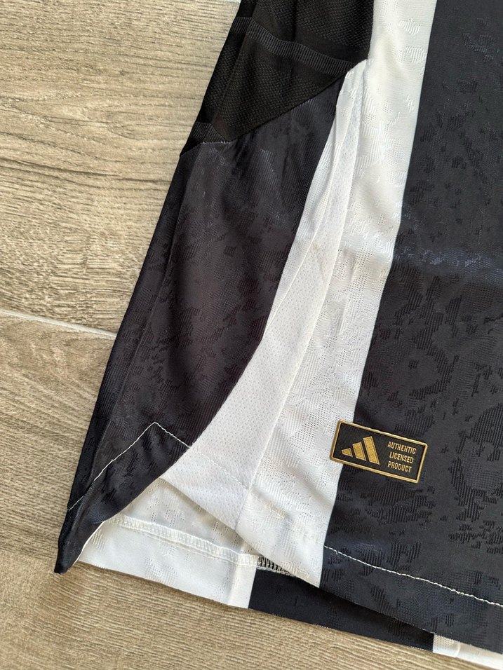 Juventus 2024-2025 İç saha Maç forması. - Görsel 4