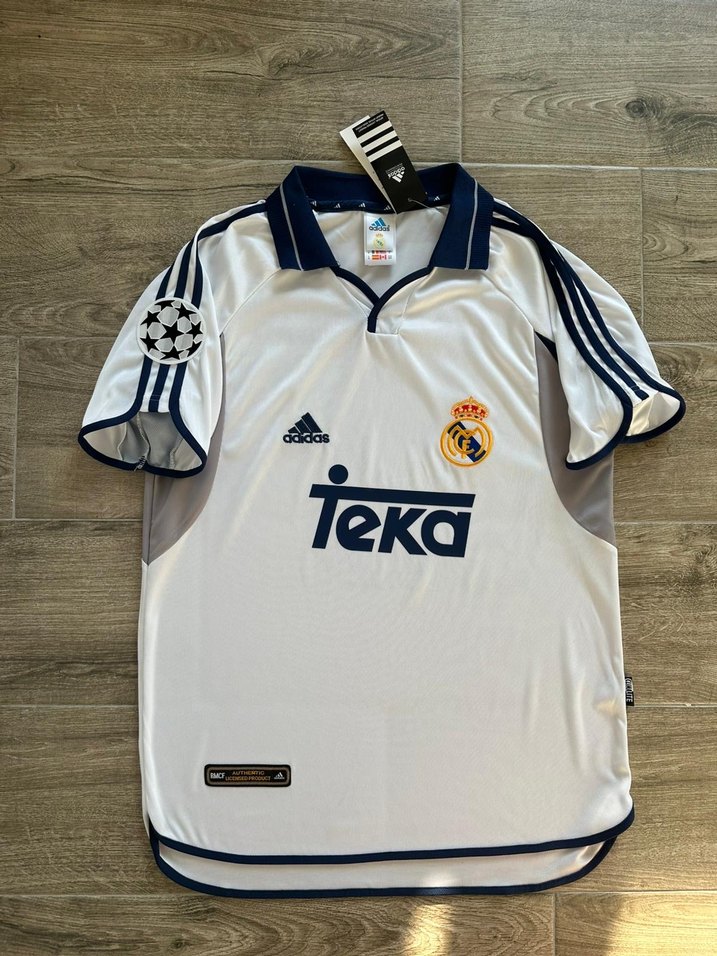 Real Madrid 2000-2001 Roberto Carlos Forması - Görsel 2