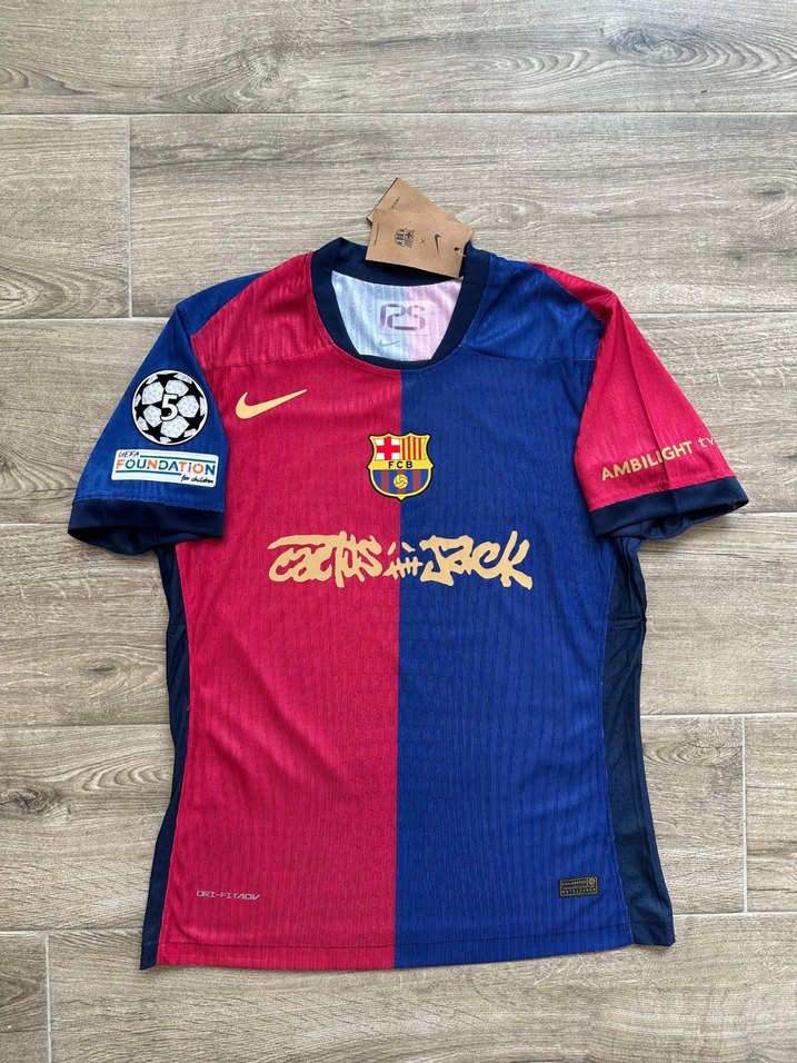 Barcelona 24-25 Travis Scott LAMİNE YAMAL - Görsel 2