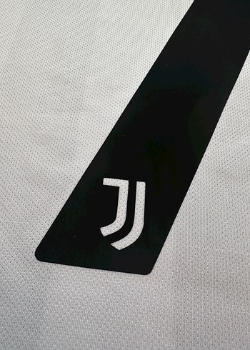 Juventus 2021-2022 iç saha Ronaldo forması - Görsel 4