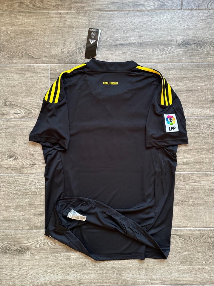 Real Madrid 2011-2012 Kaleci forması deplasman - Görsel 2