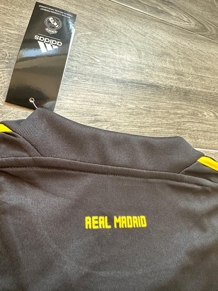 Real Madrid 2011-2012 Kaleci forması deplasman - Görsel 4