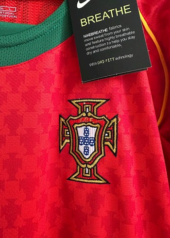 Portekiz 2004 İç Saha Cristiano Ronaldo forması. - Görsel 3