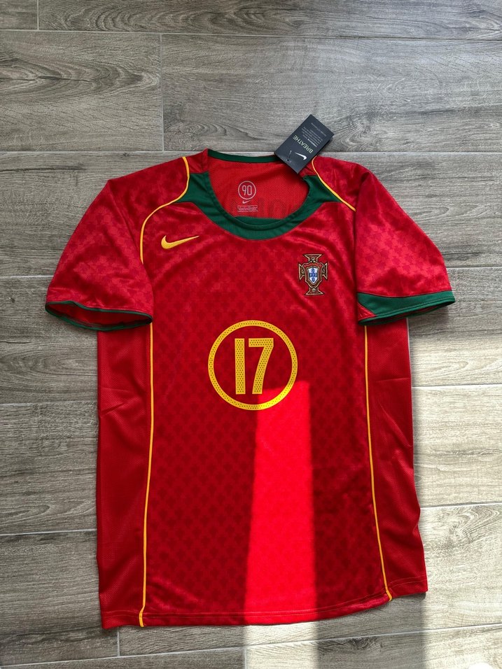Portekiz 2004 İç Saha Cristiano Ronaldo forması. - Görsel 2